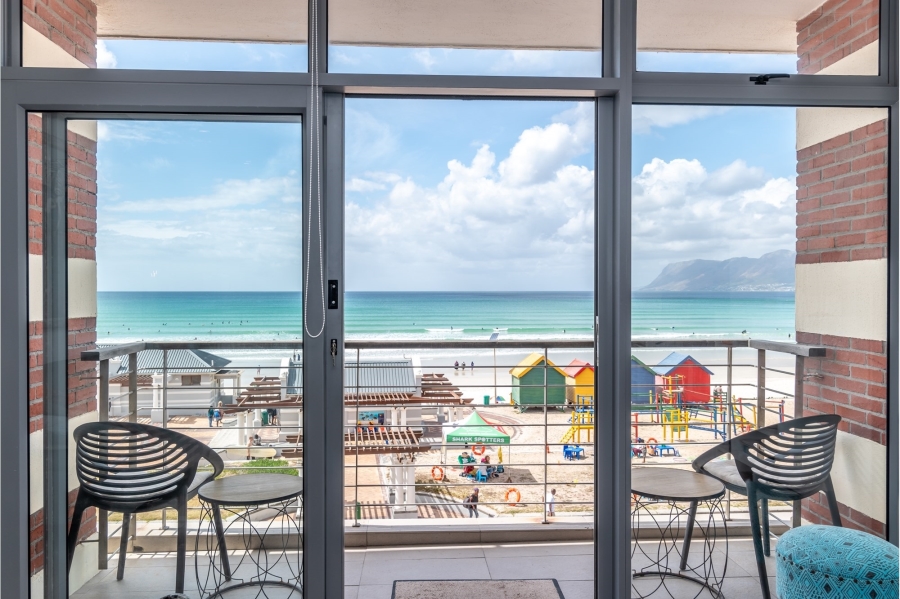 To Let 2 Bedroom Property for Rent in Muizenberg Western Cape